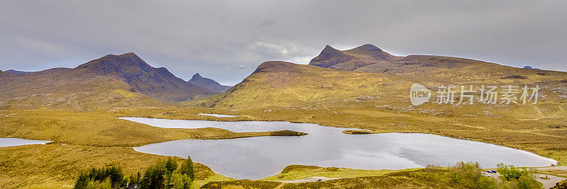 Lochan an Ais是位于苏格兰高地的冒干岩国家自然保护区的高山湖泊之一，是全球重要的地质遗迹